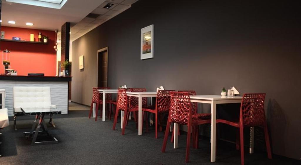 Guesthouse City Central International Скоп'є Екстер'єр фото